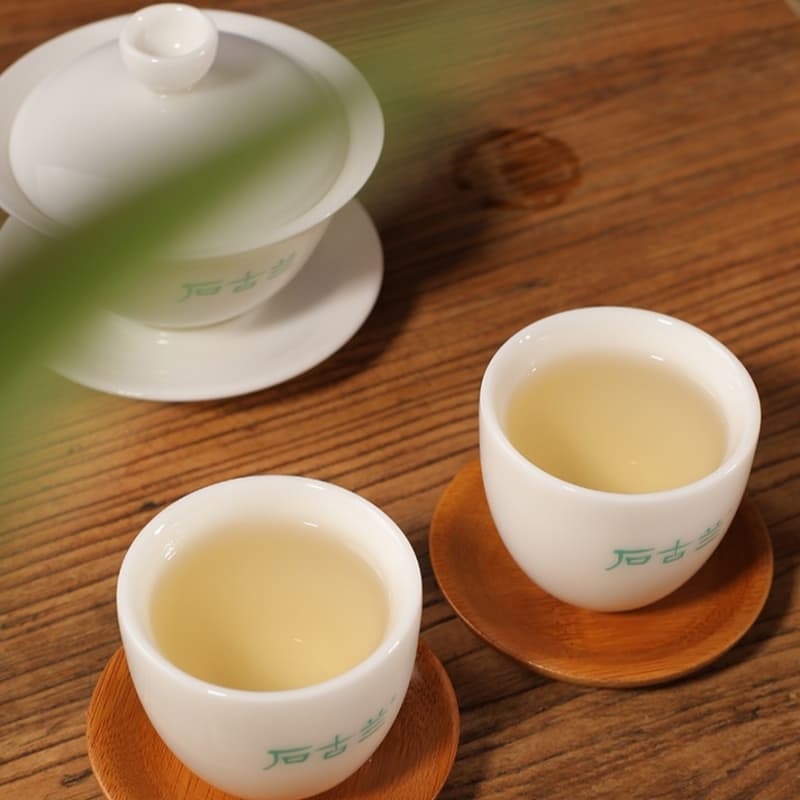 【White Tea】