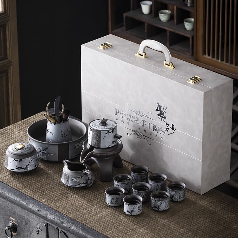 【Tea Set Gift Box】Snow-resistant plum blossoms decoration Purple sand tea set